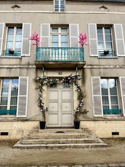 Villeneuve-sur-Yonne La Demeure De Margot - 24 Couchagesヴィラ エクステリア 写真